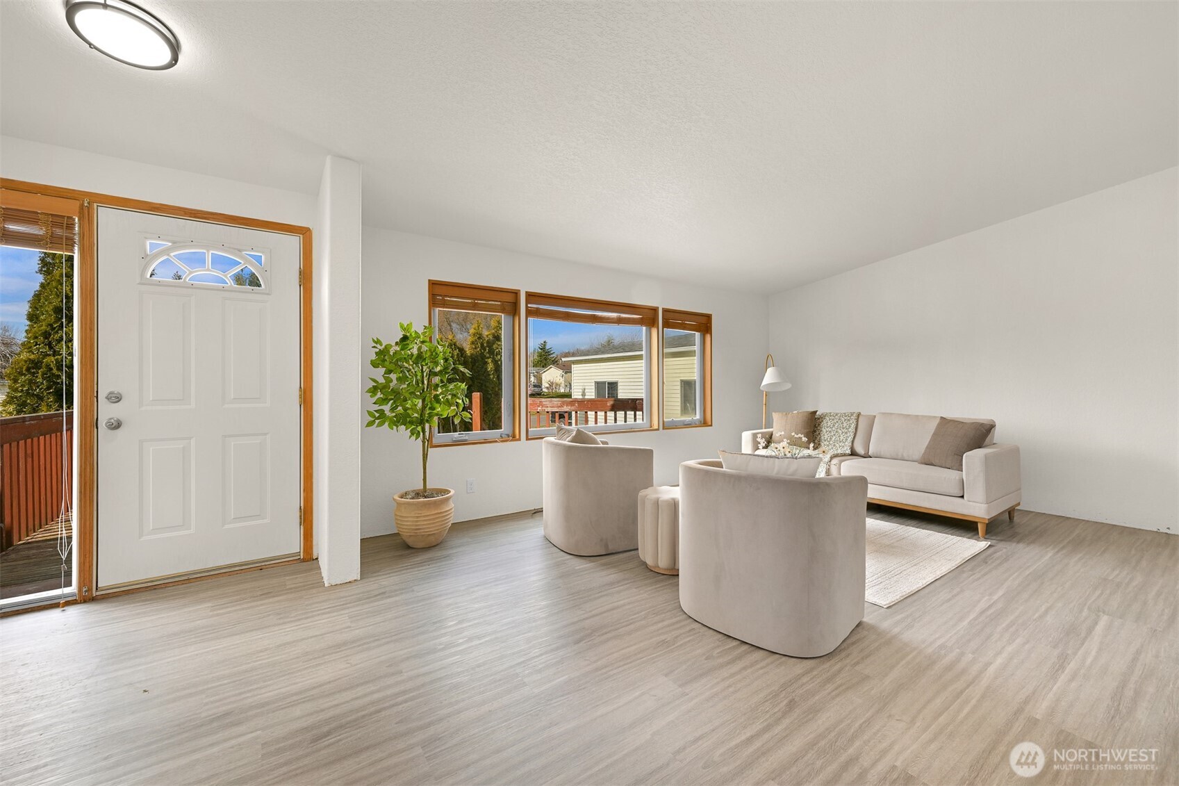 8356 Sea Breeze Court , Blaine, WA 98230