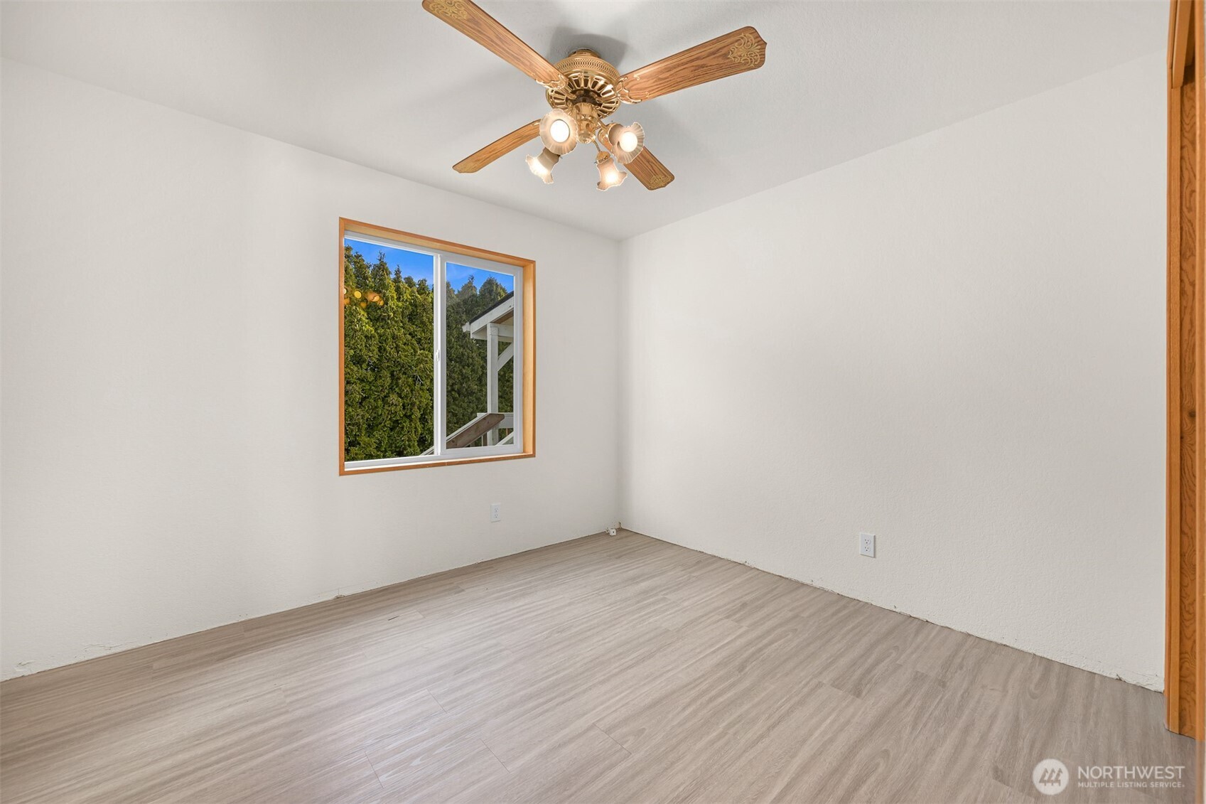 8356 Sea Breeze Court , Blaine, WA 98230