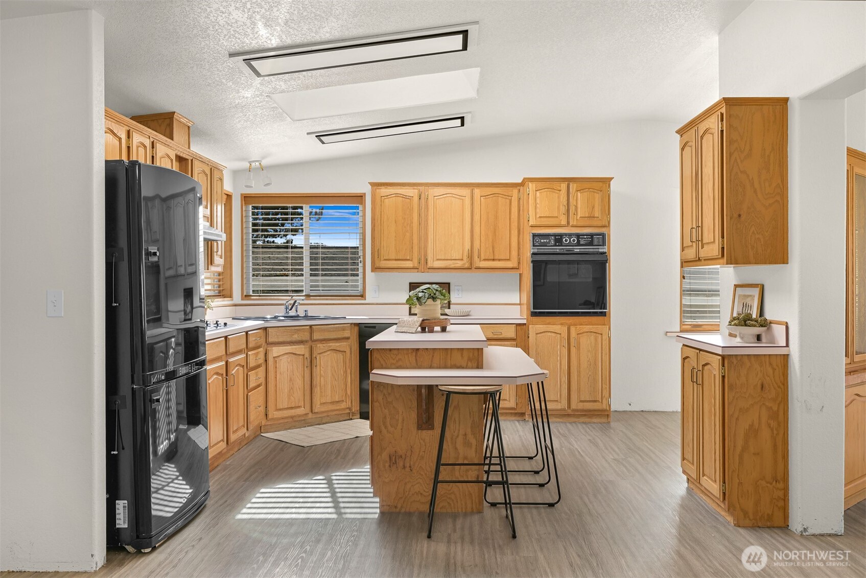 8356 Sea Breeze Court , Blaine, WA 98230