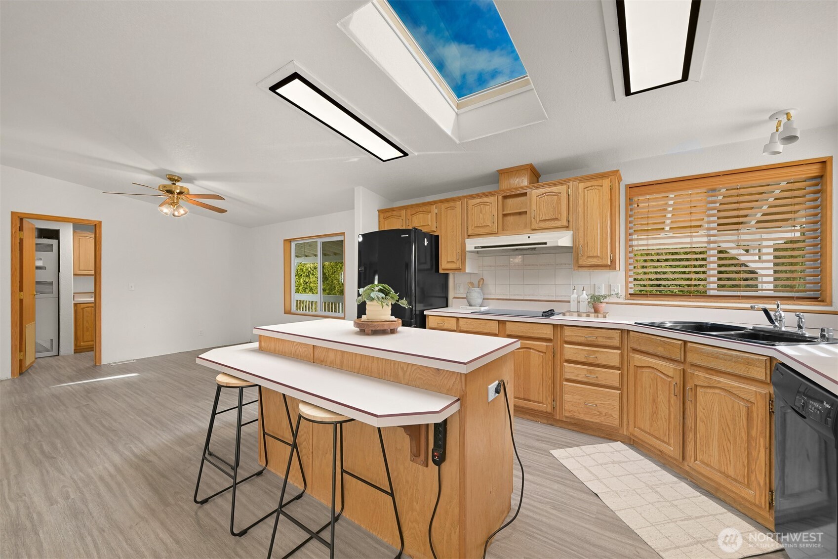 8356 Sea Breeze Court , Blaine, WA 98230