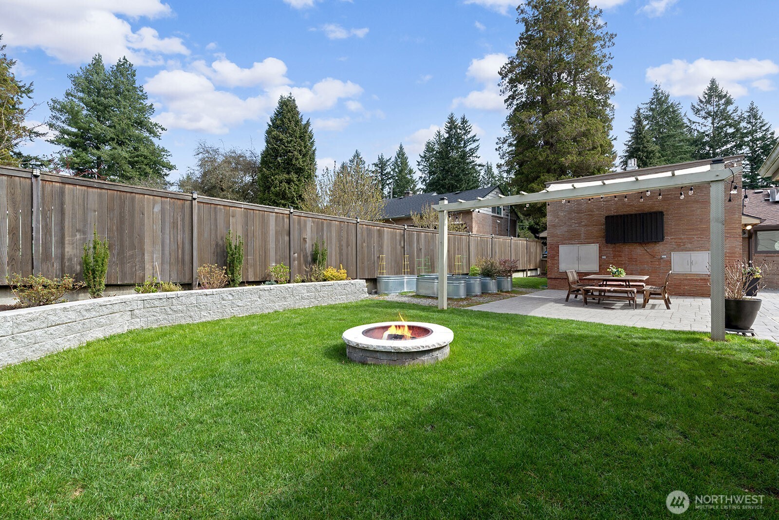 16003 32nd Avenue NE, Lake Forest Park, WA 98155