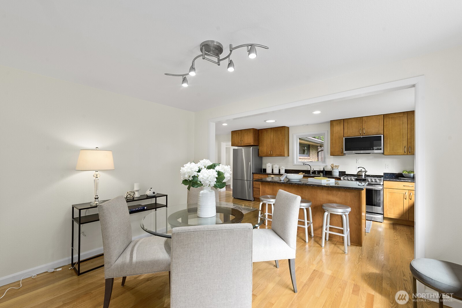 16003 32nd Avenue NE, Lake Forest Park, WA 98155