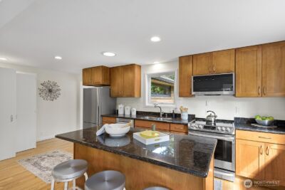 16003 32nd Avenue NE, Lake Forest Park, WA 98155 - Photo 6