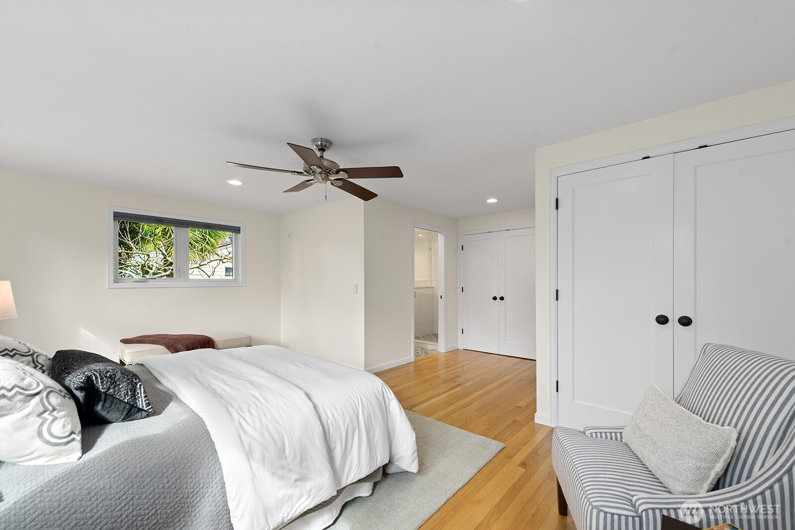 16003 32nd Avenue NE, Lake Forest Park, WA 98155