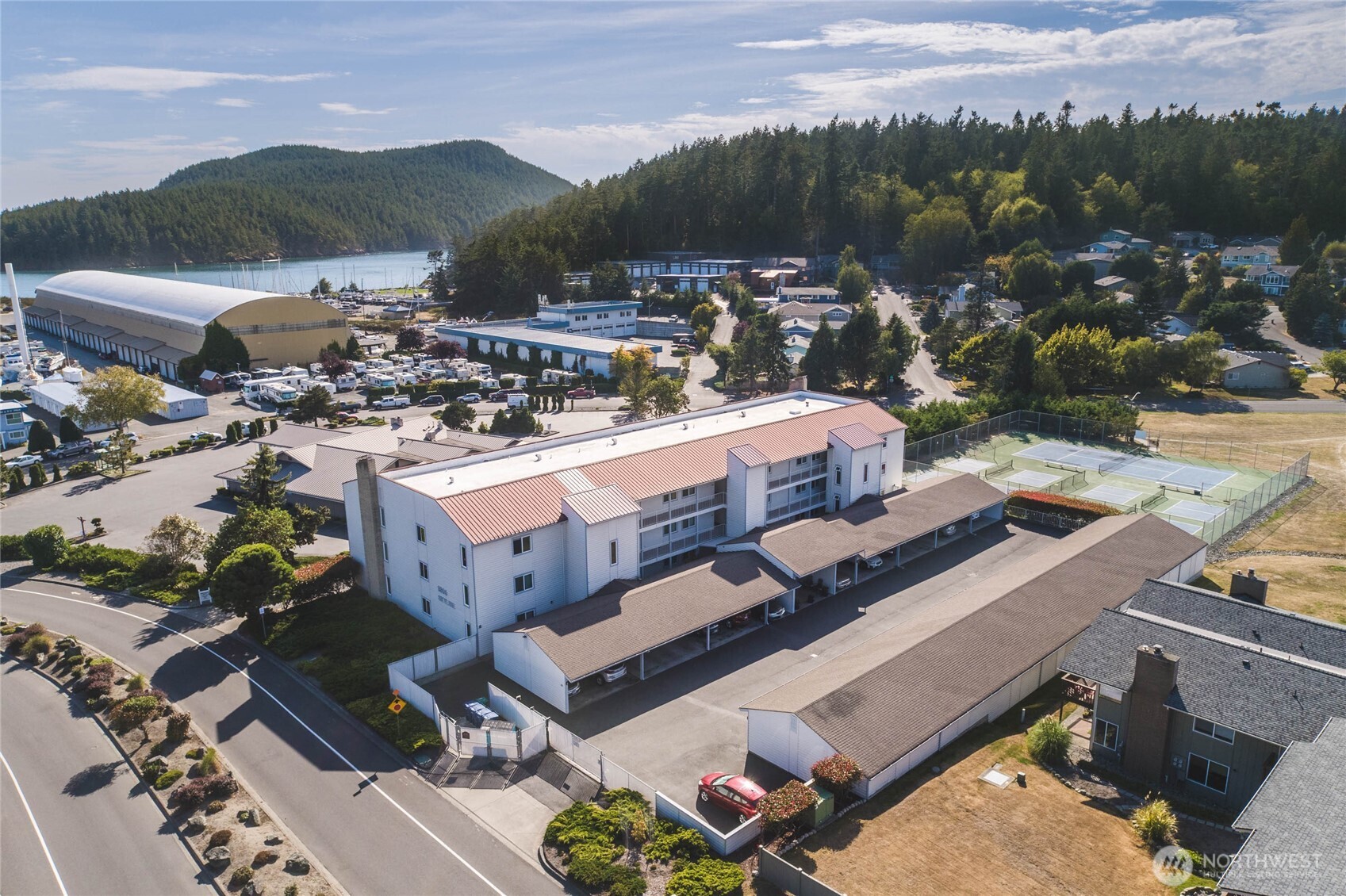 1800 Skyline Way #205, Anacortes, WA 98221