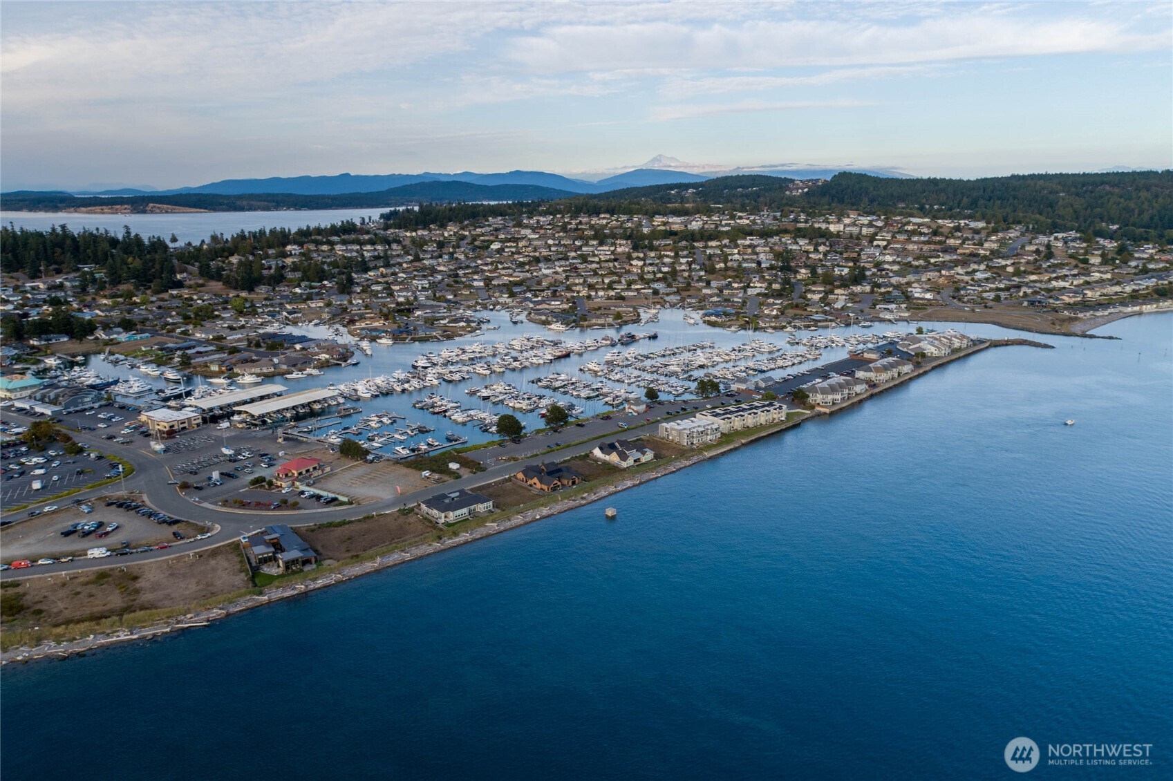 1800 Skyline Way #205, Anacortes, WA 98221