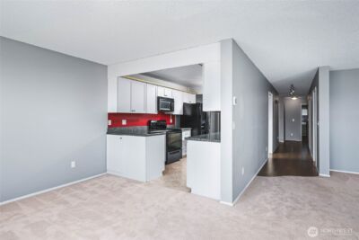 1800 Skyline Way #205, Anacortes, WA 98221 - Photo 8