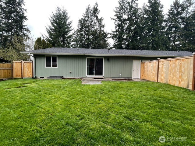 7438 Mullen Road SE #A-B, Lacey, WA 98503