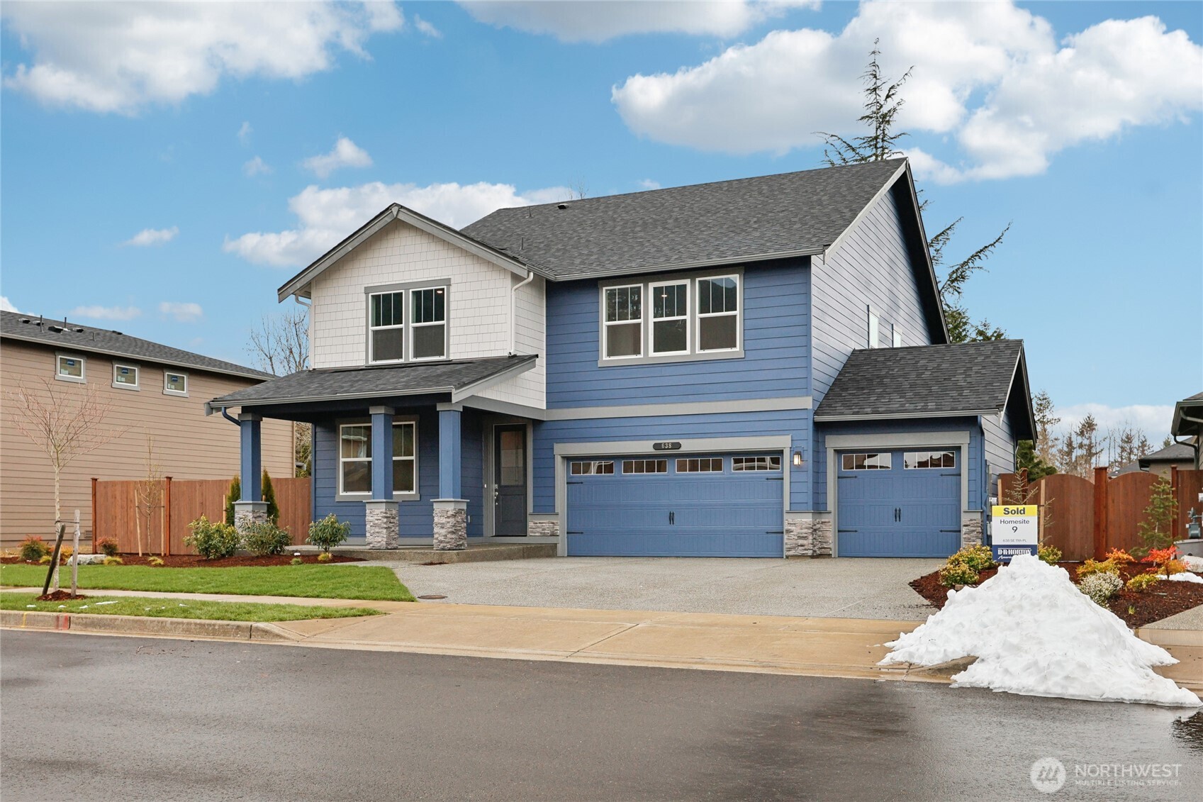 1138 Clearwater Way SE #52, North Bend, WA 98045