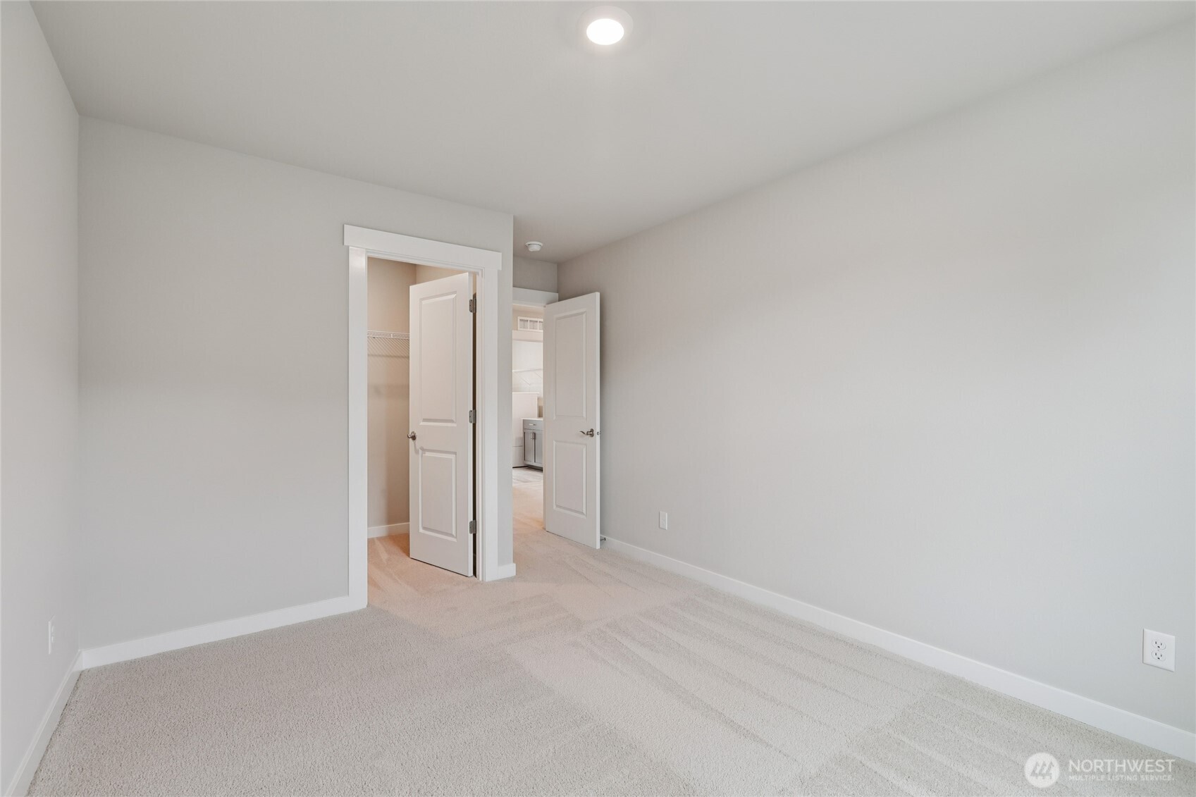 1138 Clearwater Way SE #52, North Bend, WA 98045