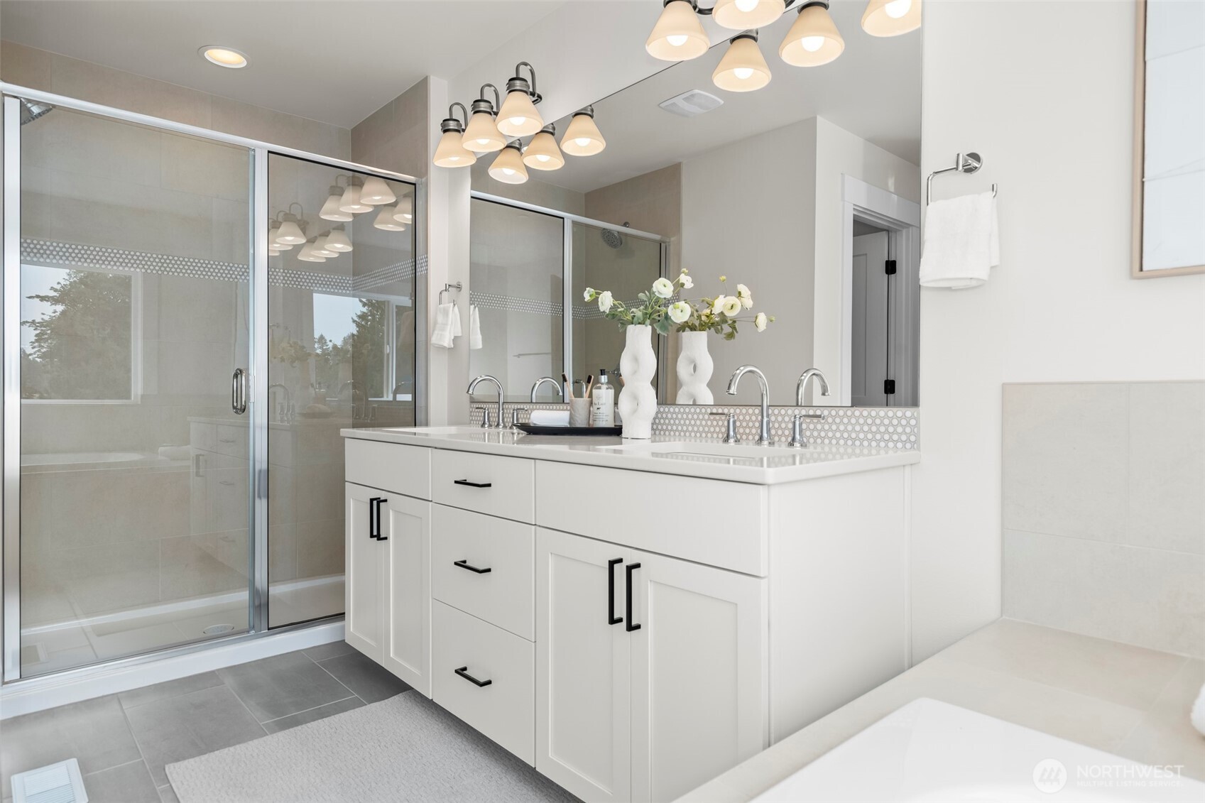 1624 Lockridge Loop E, Enumclaw, WA 98022