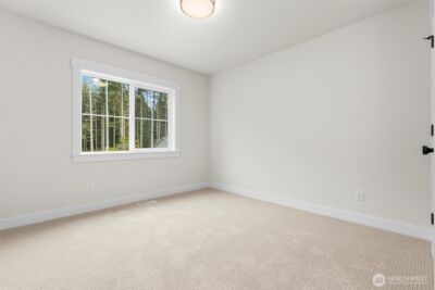 1624 Lockridge Loop E, Enumclaw, WA 98022 - Photo 33