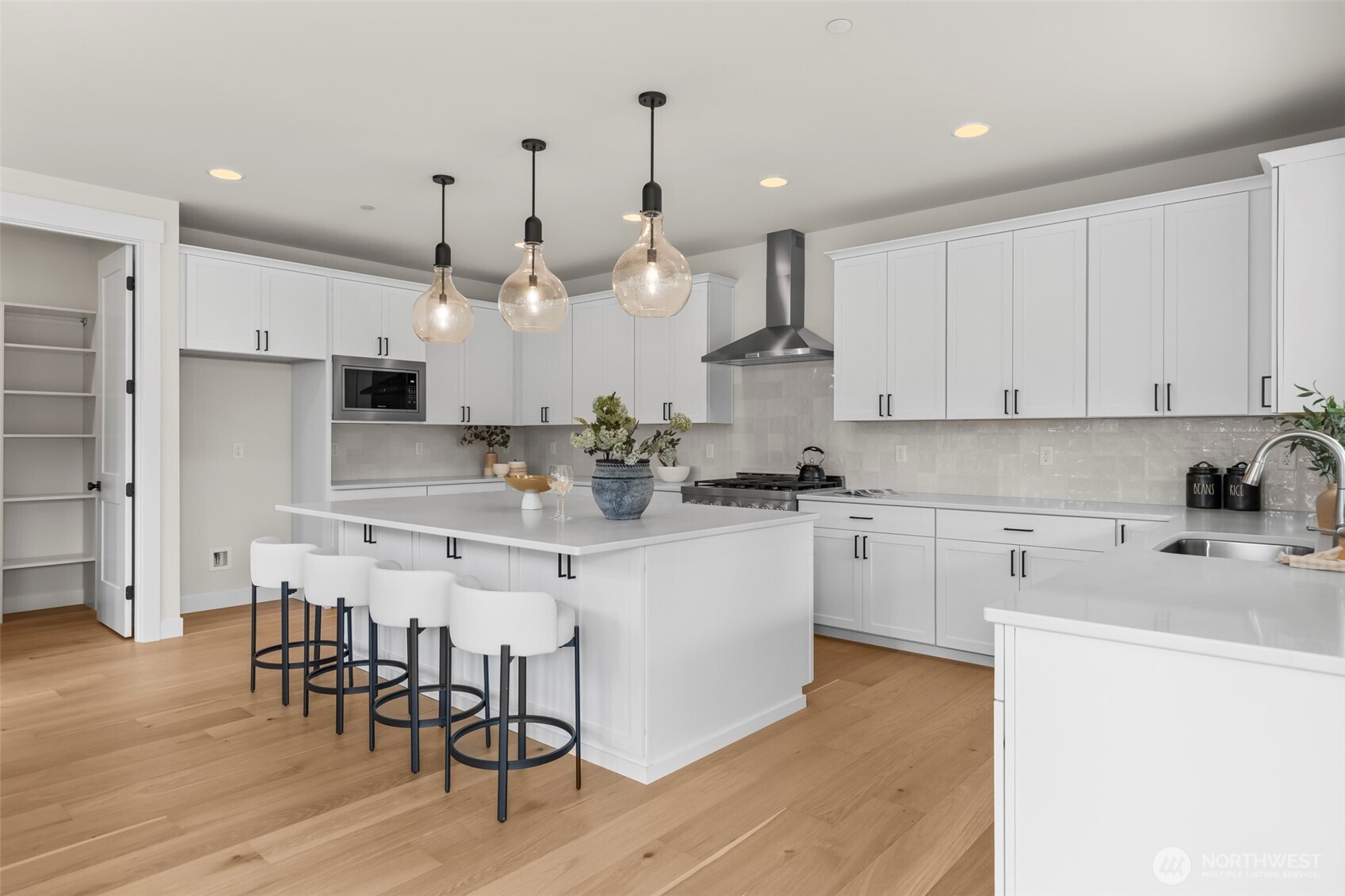 1624 Lockridge Loop E, Enumclaw, WA 98022