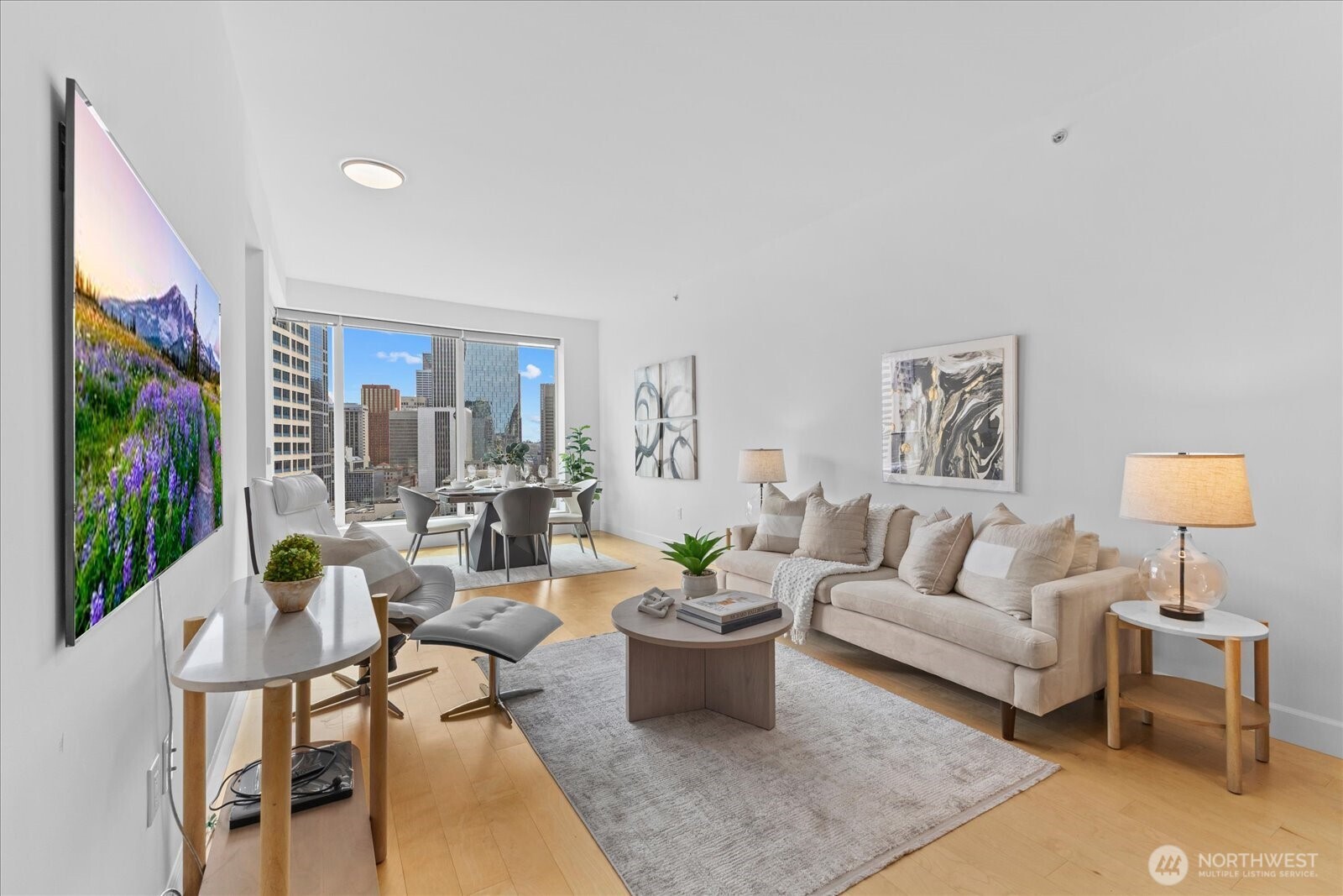 1920 4th Avenue #1807, Seattle, WA 98101