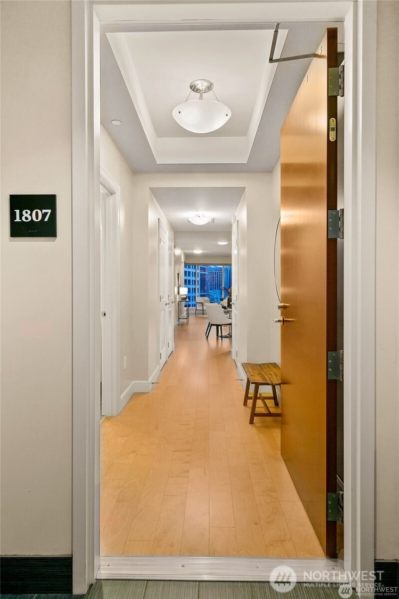 1920 4th Avenue #1807, Seattle, WA 98101