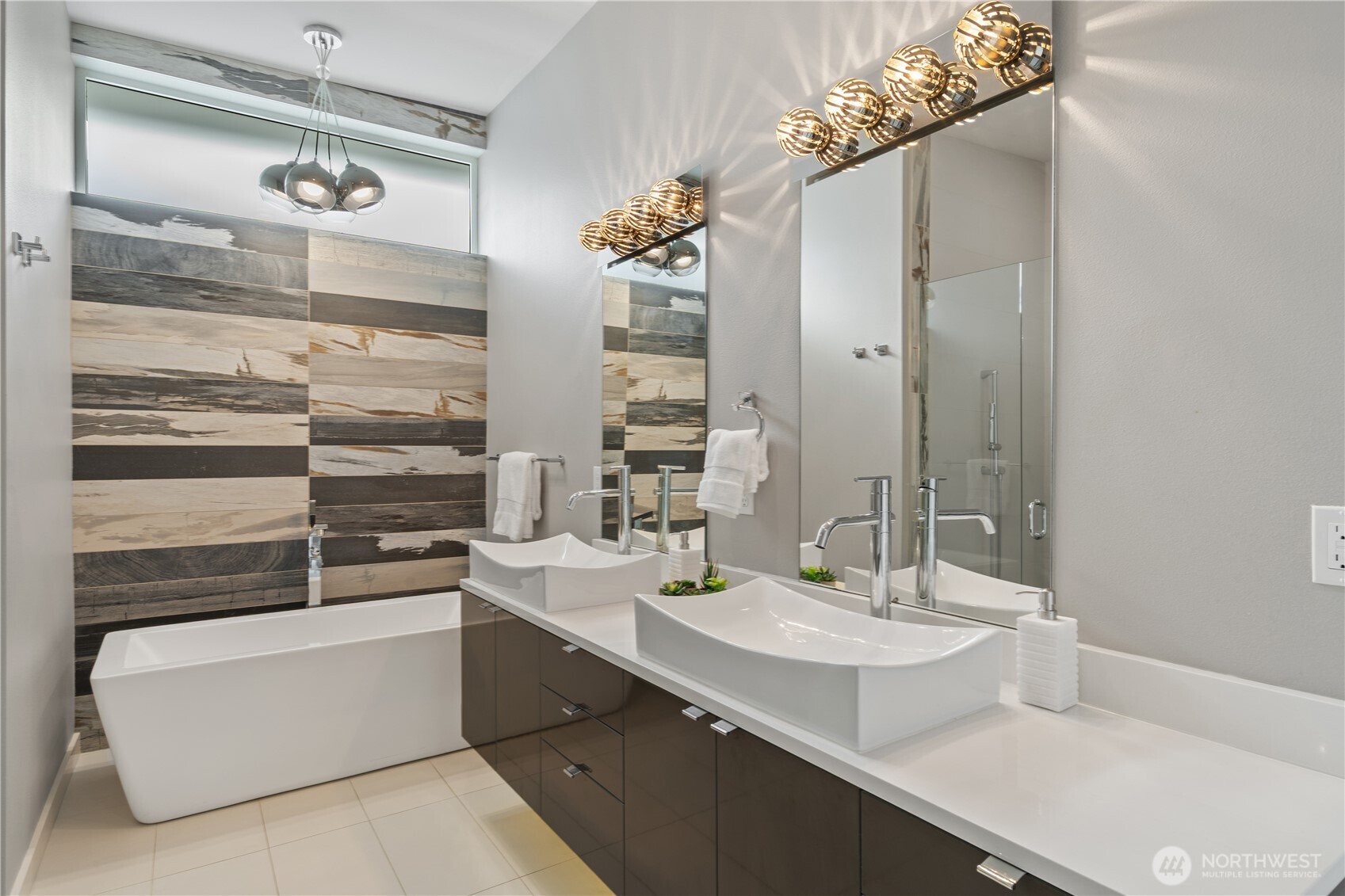 10315 NE 65th Wy , Kirkland, WA 98033