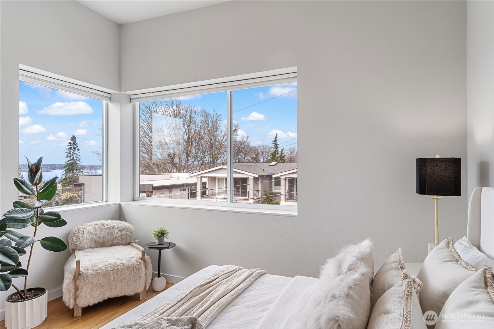 10315 NE 65th Wy , Kirkland, WA 98033