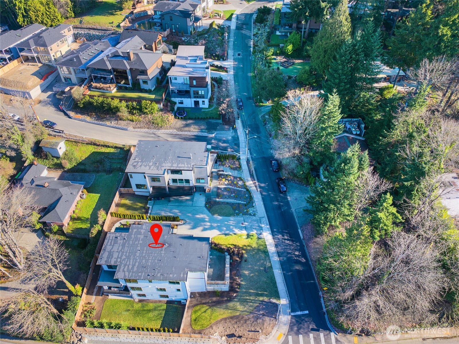 10204 NE 43rd Street , Kirkland, WA 98033