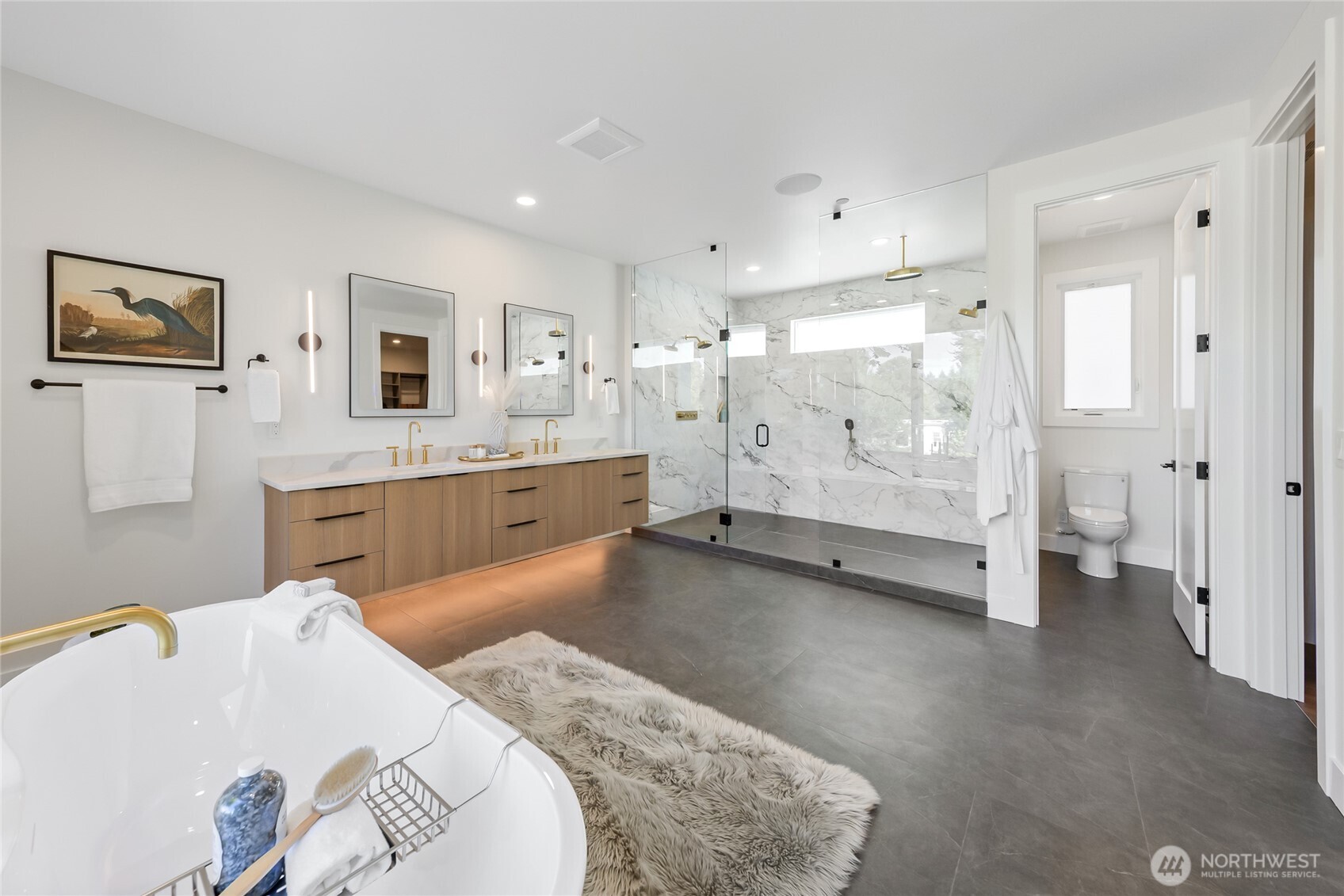 10204 NE 43rd Street , Kirkland, WA 98033