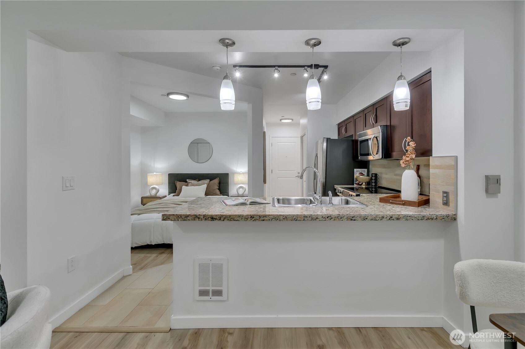 5450 Leary Avenue NW #242, Seattle, WA 98107