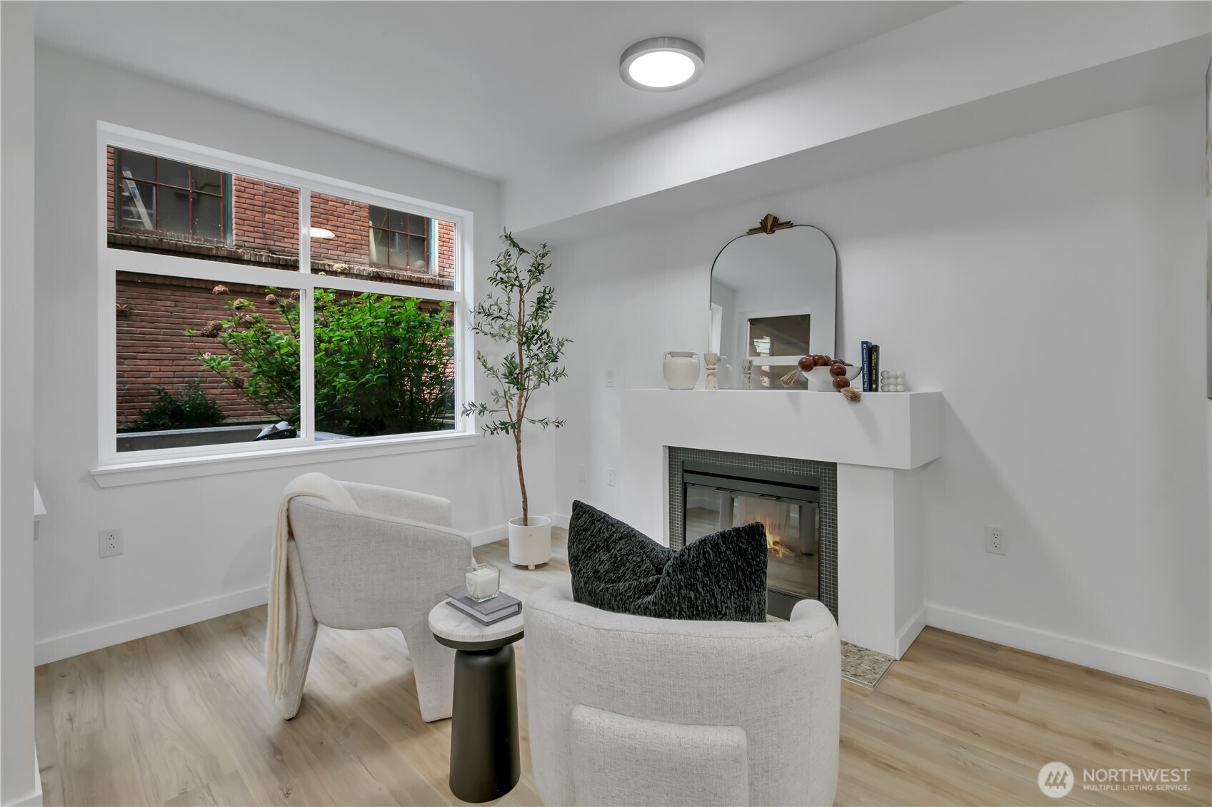 5450 Leary Avenue NW #242, Seattle, WA 98107