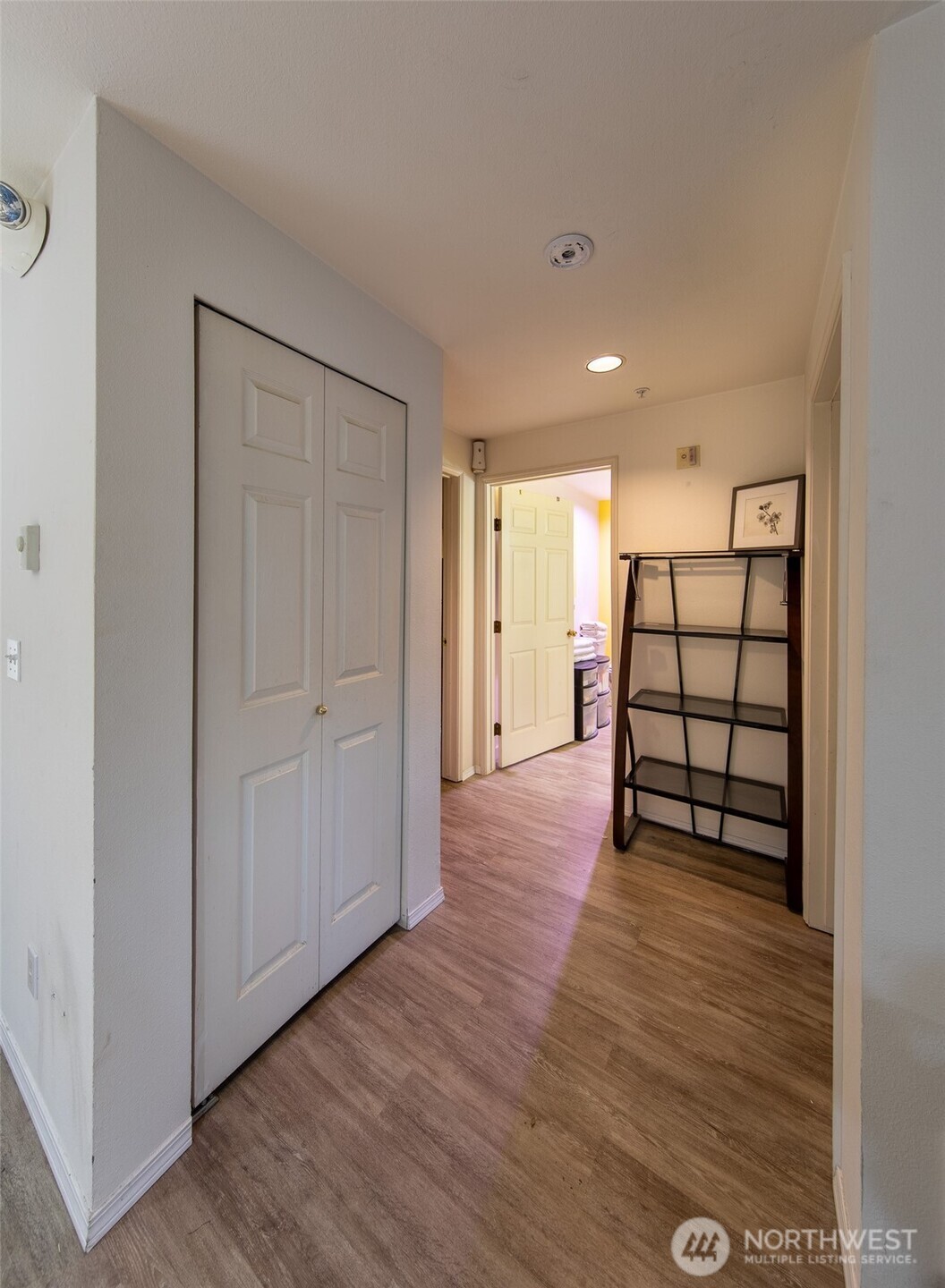 15917 Waynita Way NE #E206, Bothell, WA 98011