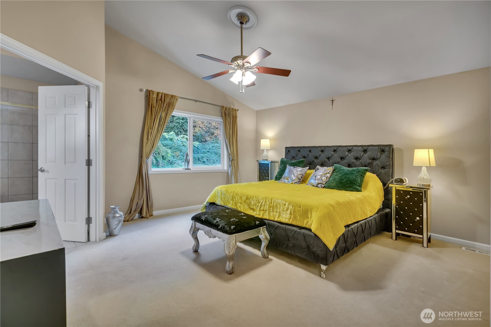 26525 Lake Fenwick Road S, Kent, WA 98032