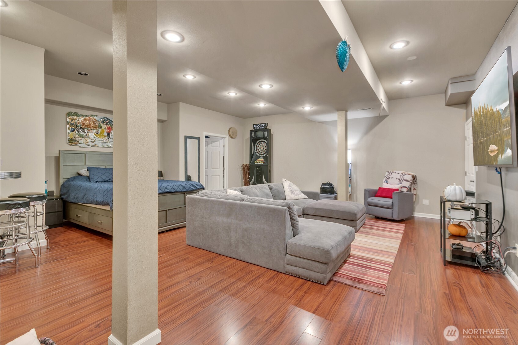 26525 Lake Fenwick Road S, Kent, WA 98032