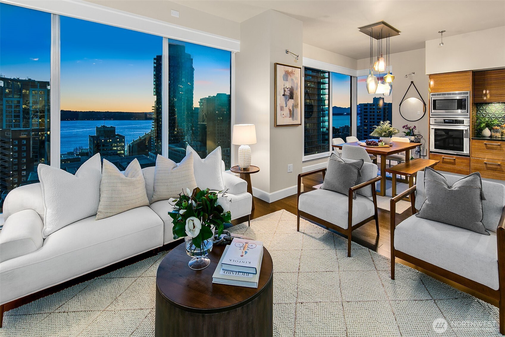 1920 4th Avenue #2104, Seattle, WA 98101