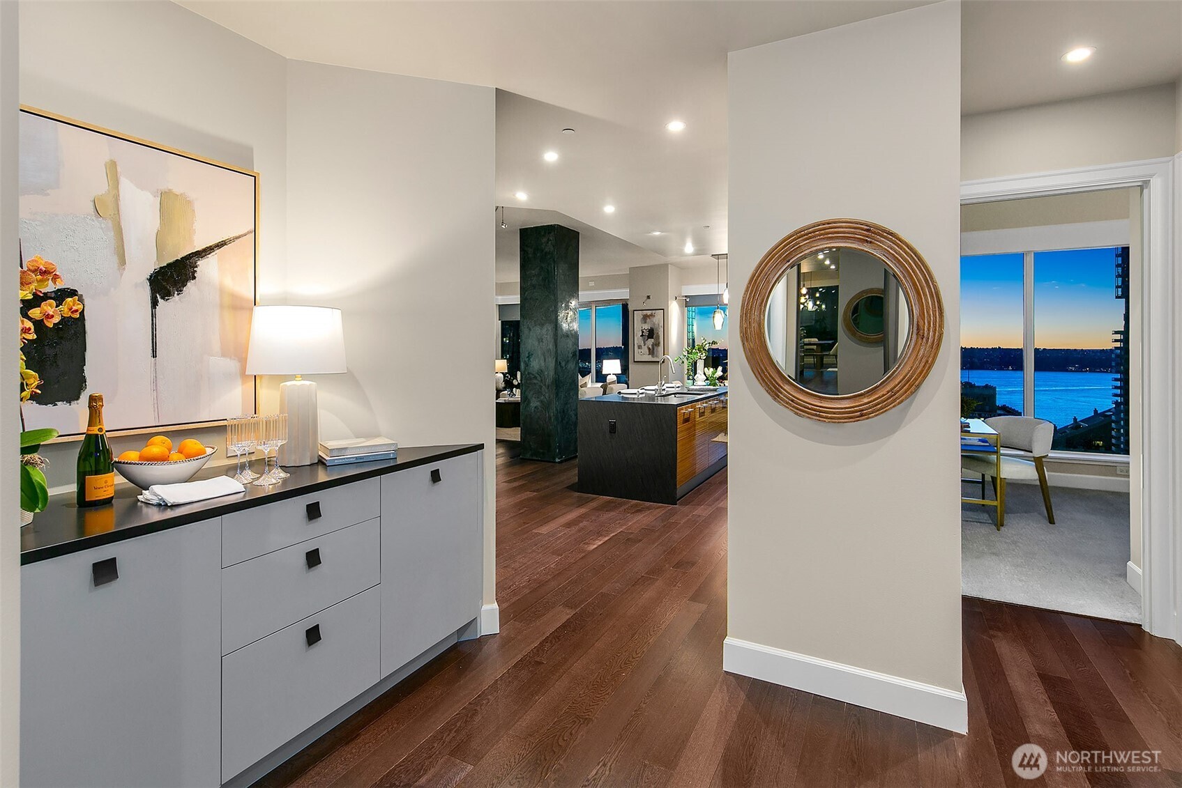 1920 4th Avenue #2104, Seattle, WA 98101