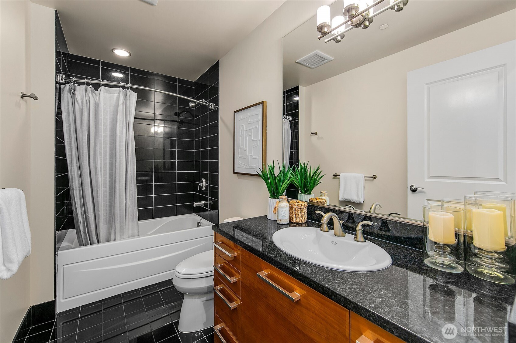 1920 4th Avenue #2104, Seattle, WA 98101