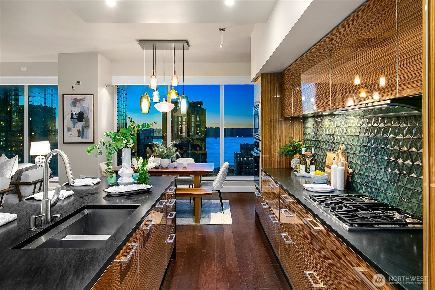 1920 4th Avenue #2104, Seattle, WA 98101