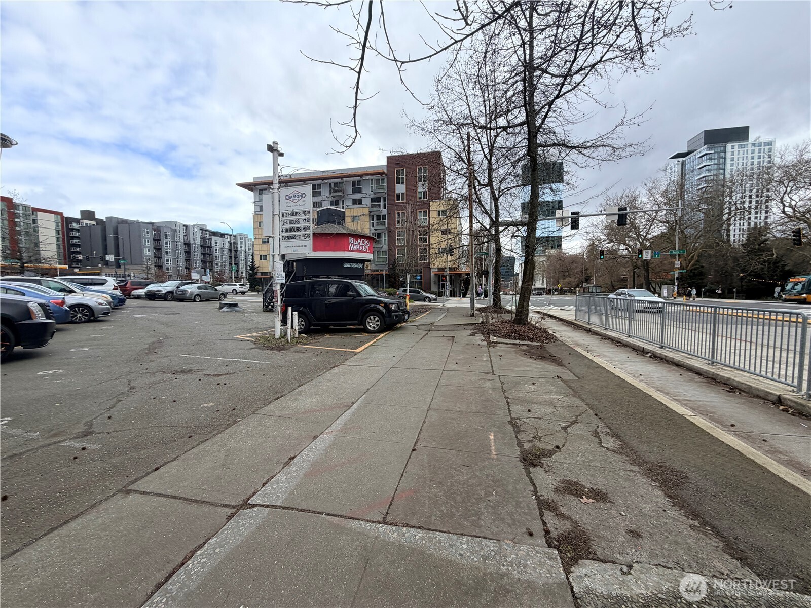 2404 7th Avenue , Seattle, WA 98121