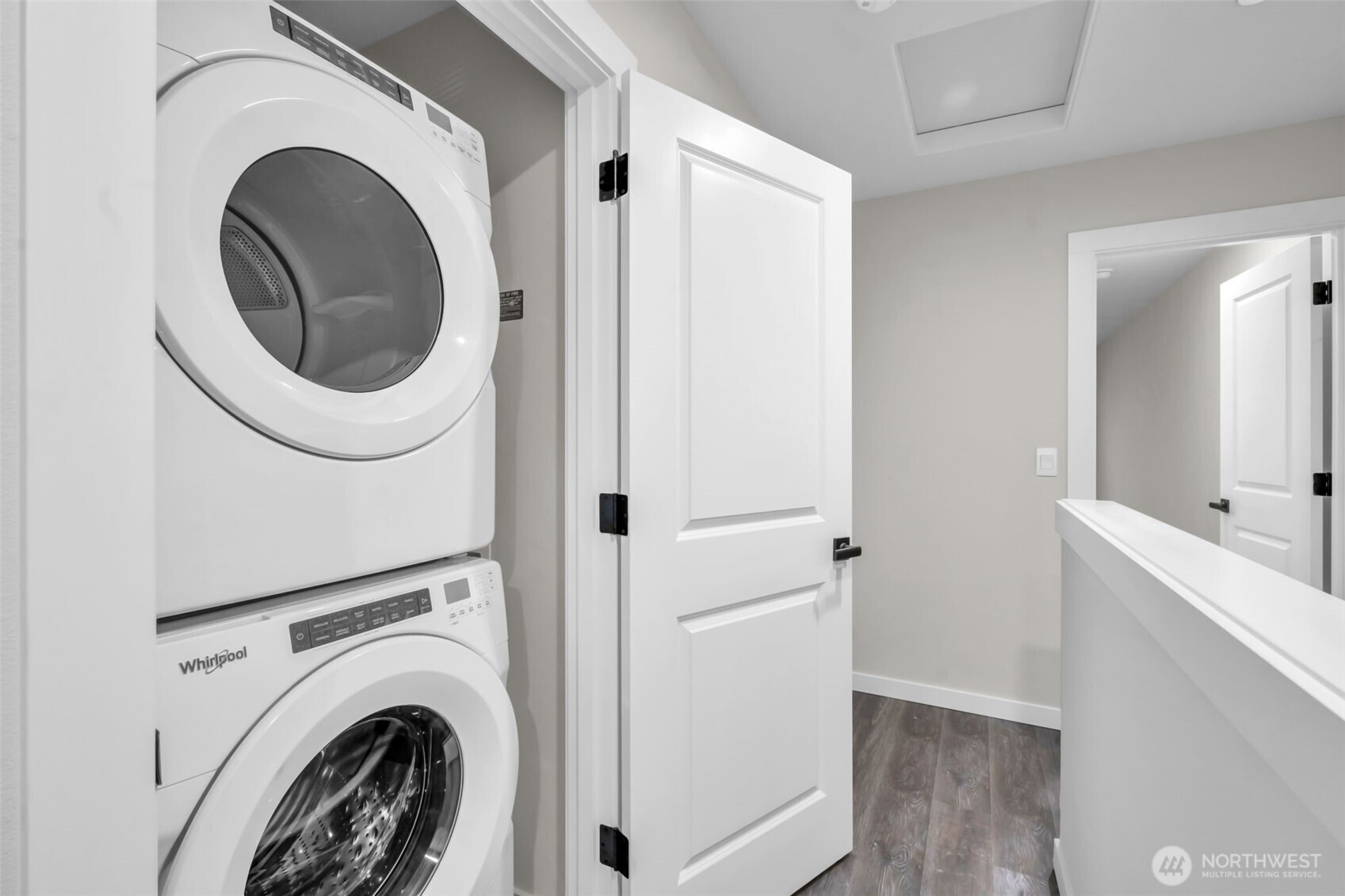 15613 Admiralty Way #B2, Lynnwood, WA 98087