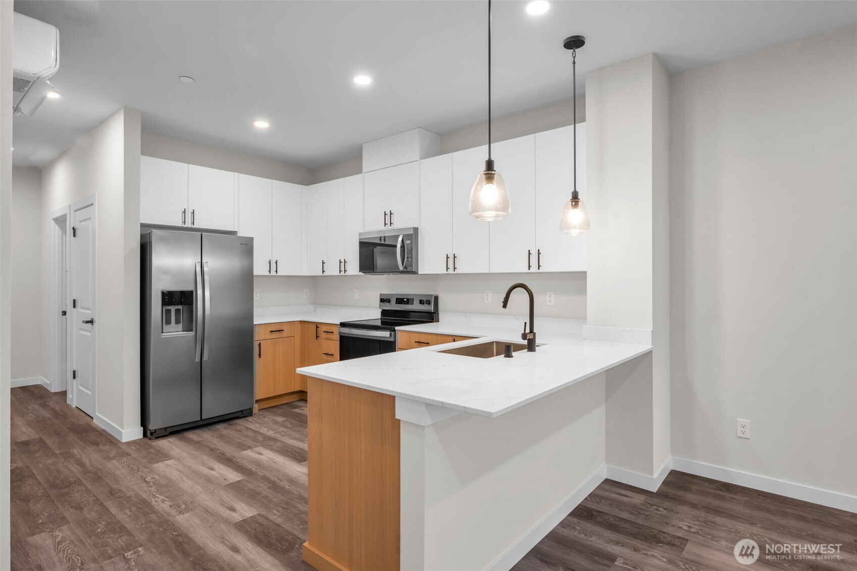15613 Admiralty Way #B2, Lynnwood, WA 98087