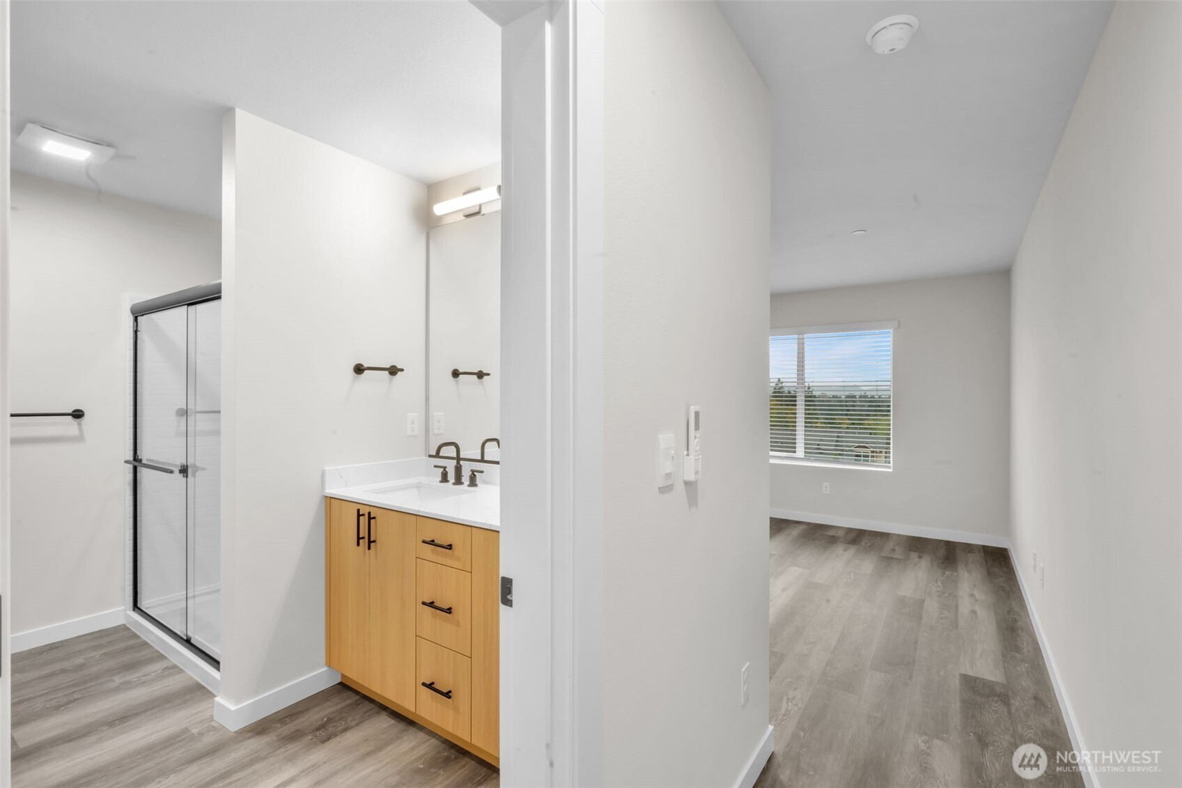 15613 Admiralty Way #B2, Lynnwood, WA 98087