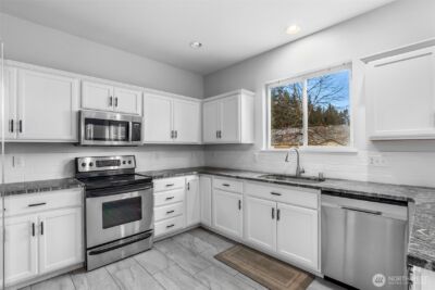 15708 104th Avenue SE, Yelm, WA 98597 - Photo 7