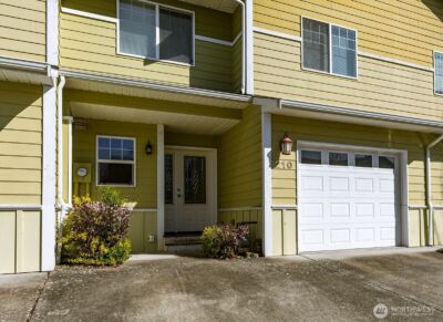 210 SE Melrose Drive , Oak Harbor, WA 98277
