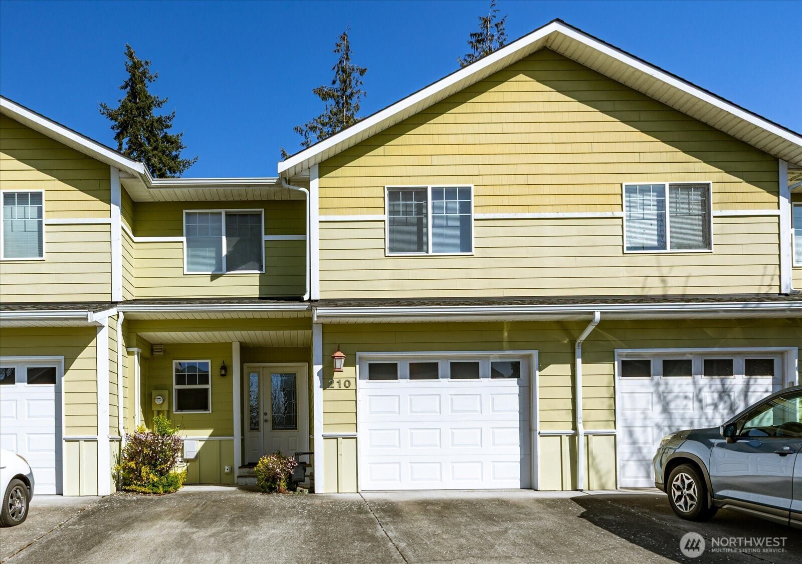 210 SE Melrose Drive , Oak Harbor, WA 98277