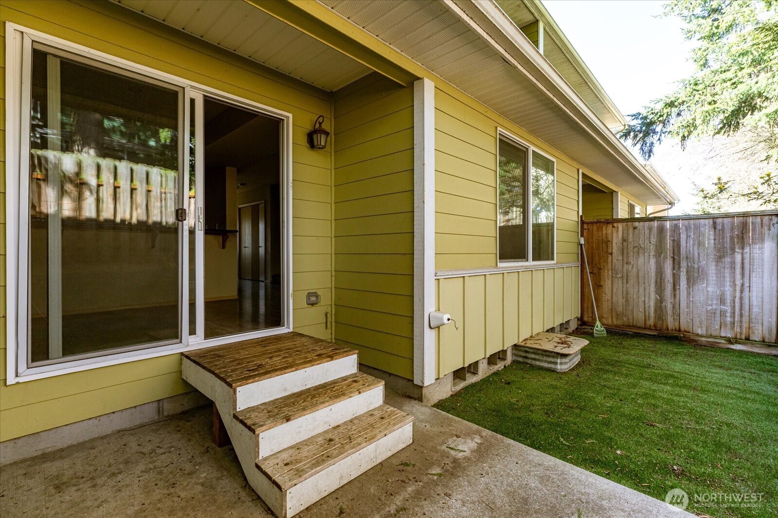 210 SE Melrose Drive , Oak Harbor, WA 98277