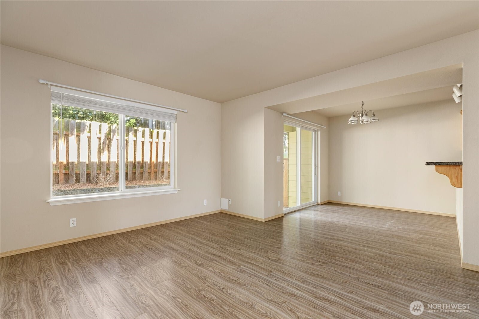 210 SE Melrose Drive , Oak Harbor, WA 98277