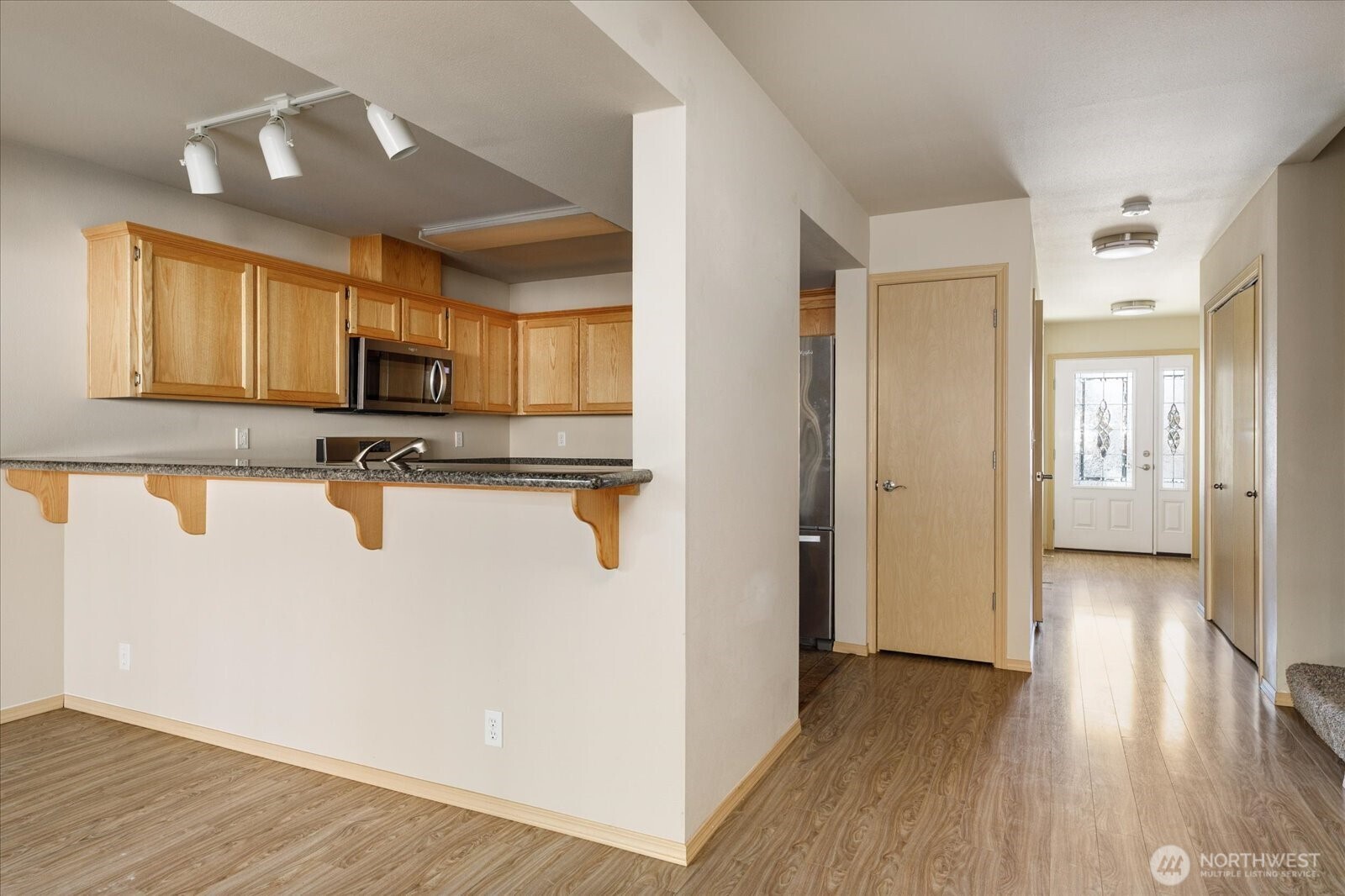 210 SE Melrose Drive , Oak Harbor, WA 98277