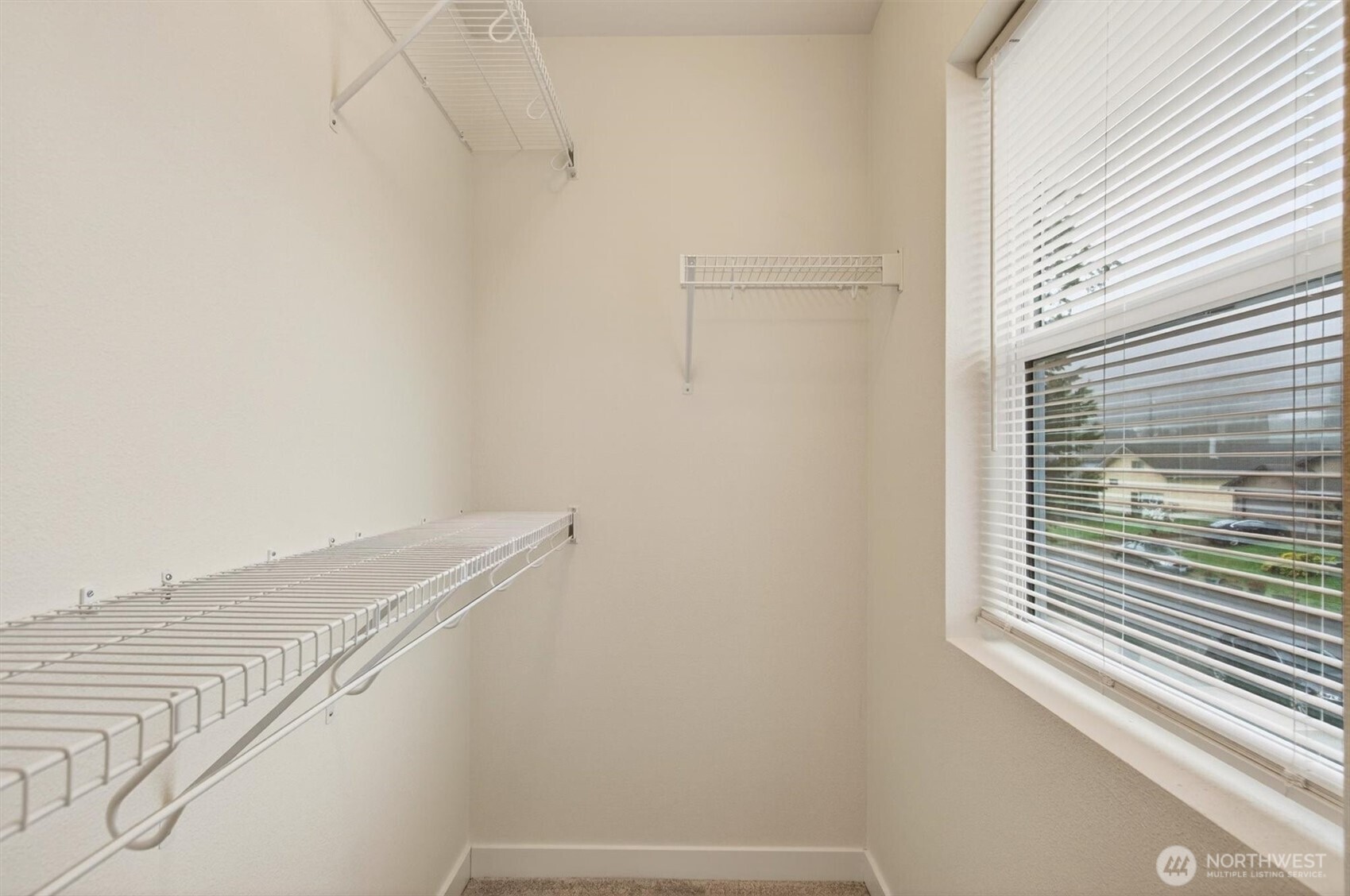 375 S 10th Street , Kalama, WA 98625