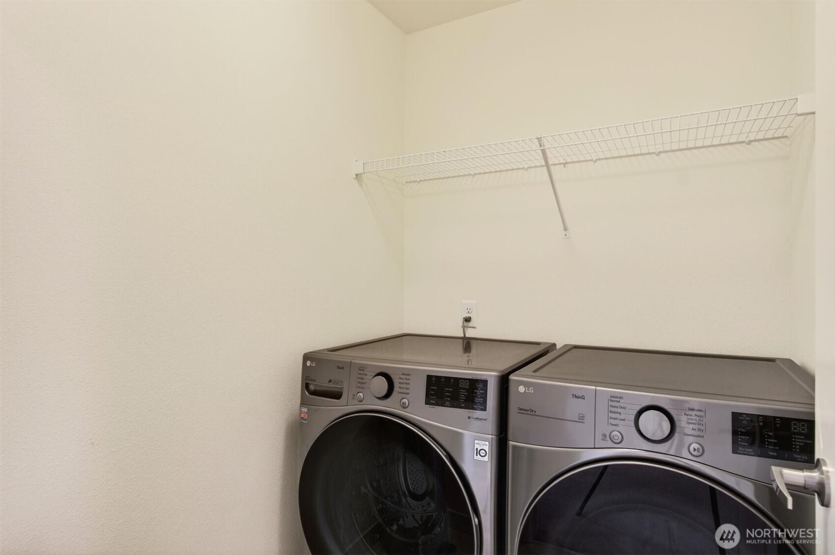 375 S 10th Street , Kalama, WA 98625