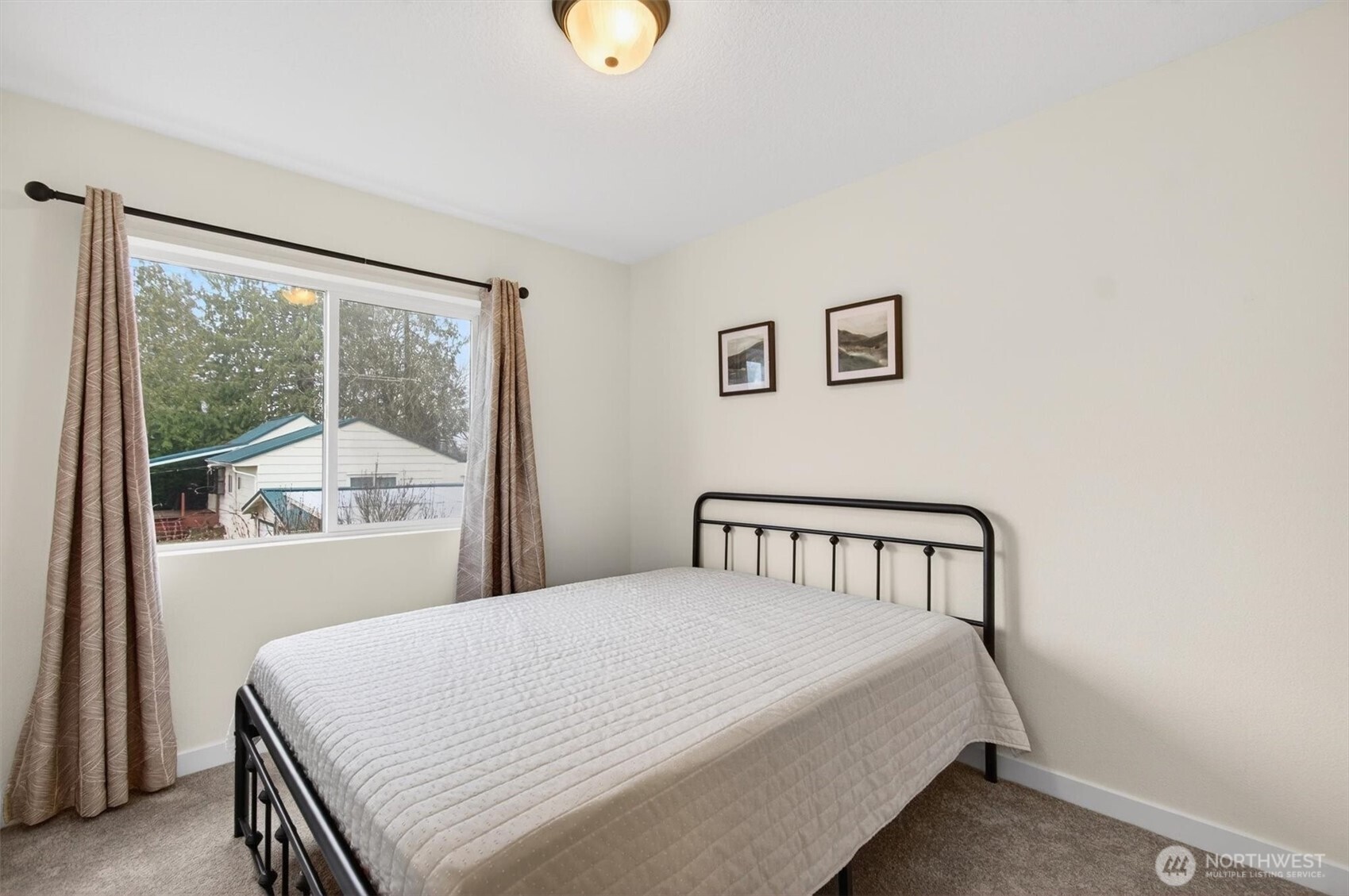 375 S 10th Street , Kalama, WA 98625