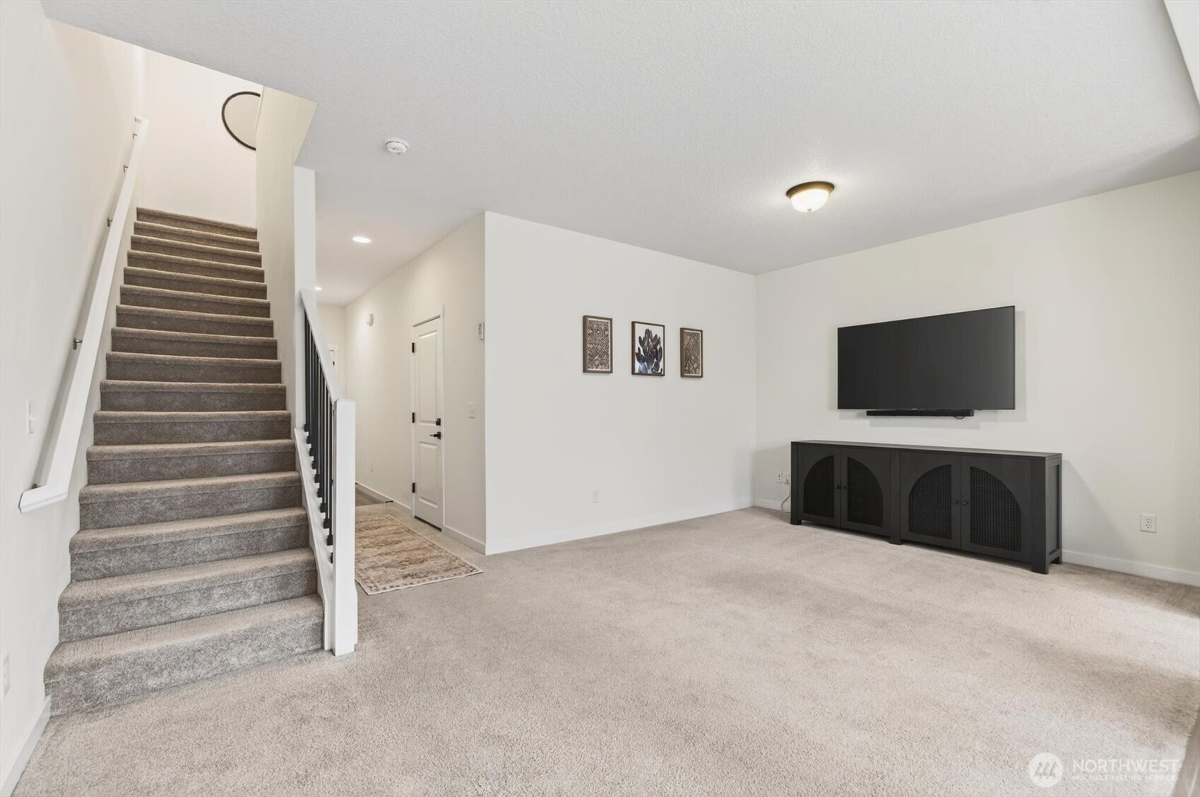 375 S 10th Street , Kalama, WA 98625