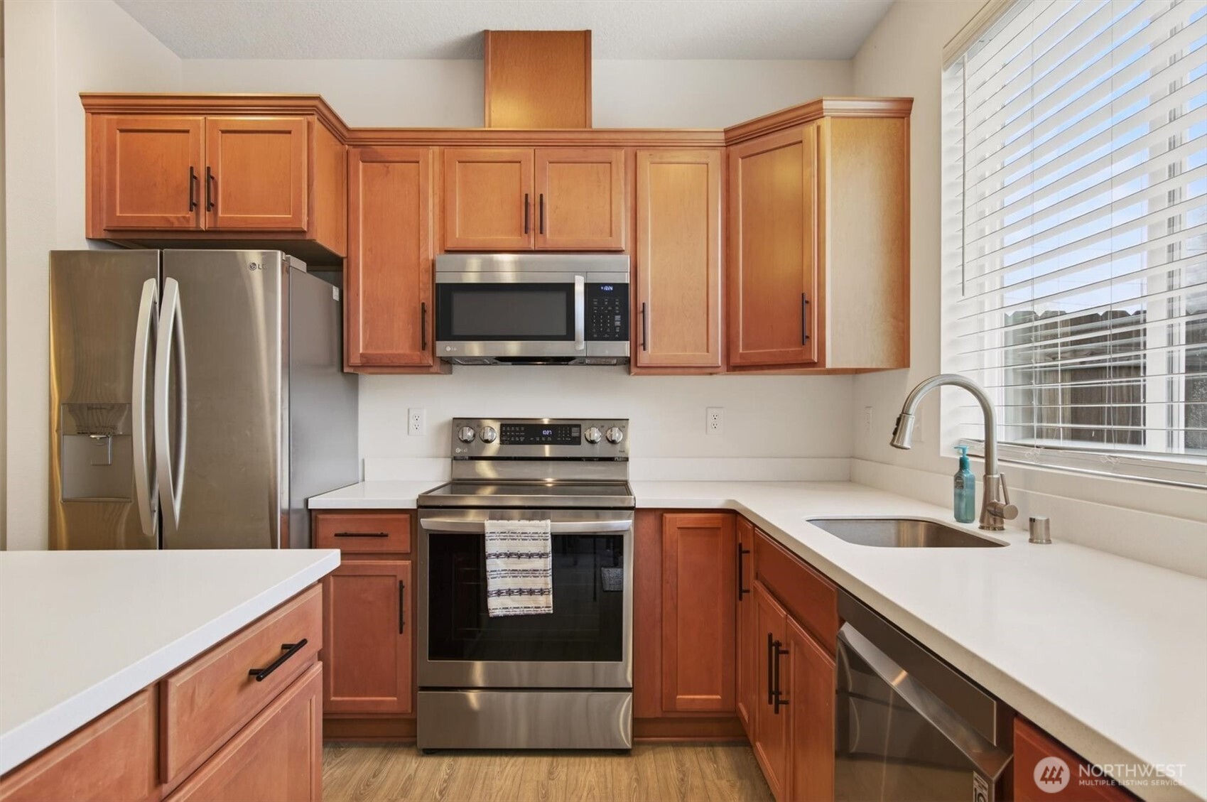 375 S 10th Street , Kalama, WA 98625