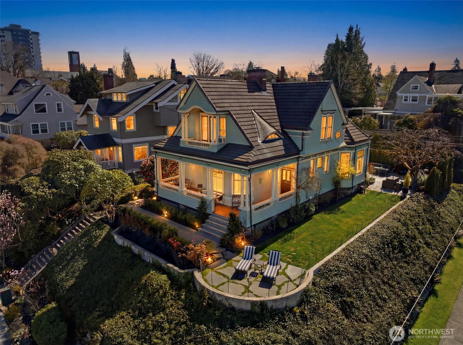 522 N E Street , Tacoma, WA 98403-2735