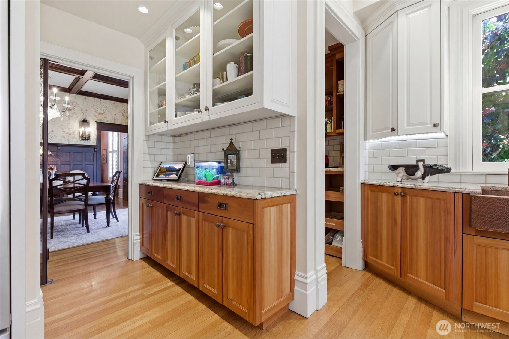 522 N E Street , Tacoma, WA 98403-2735