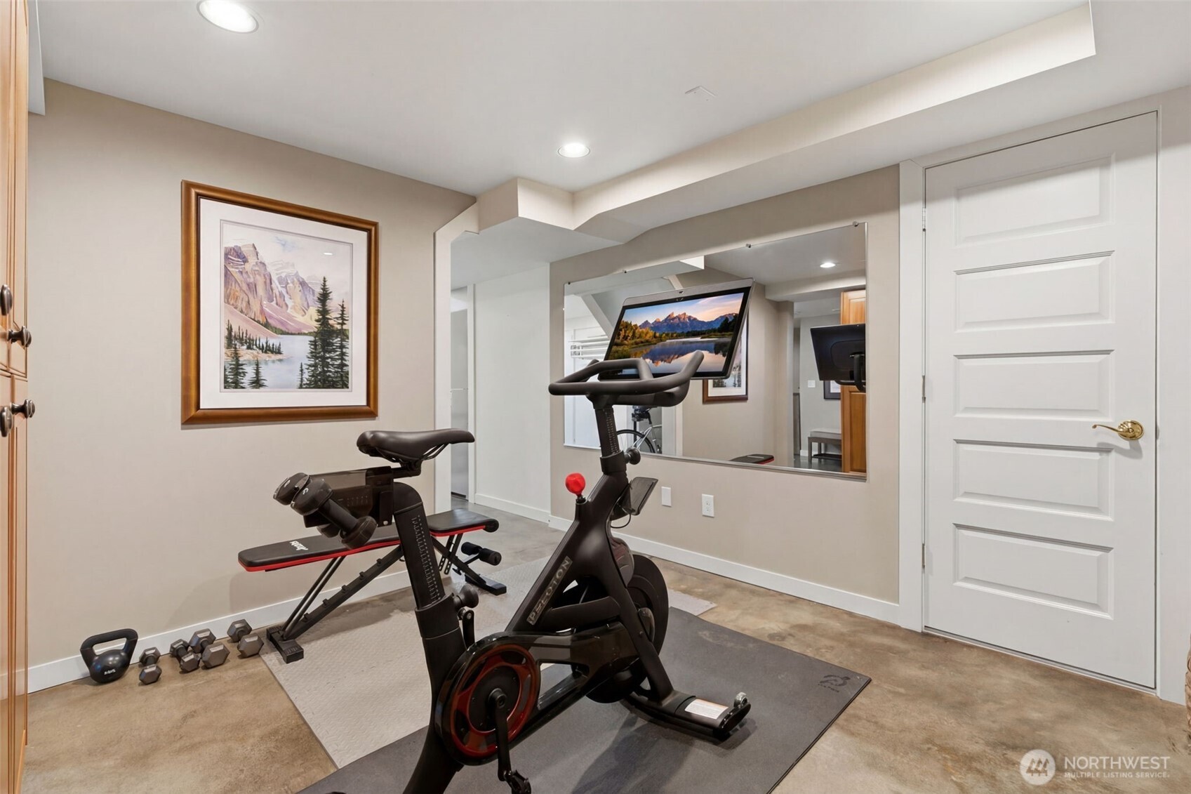 522 N E Street , Tacoma, WA 98403-2735